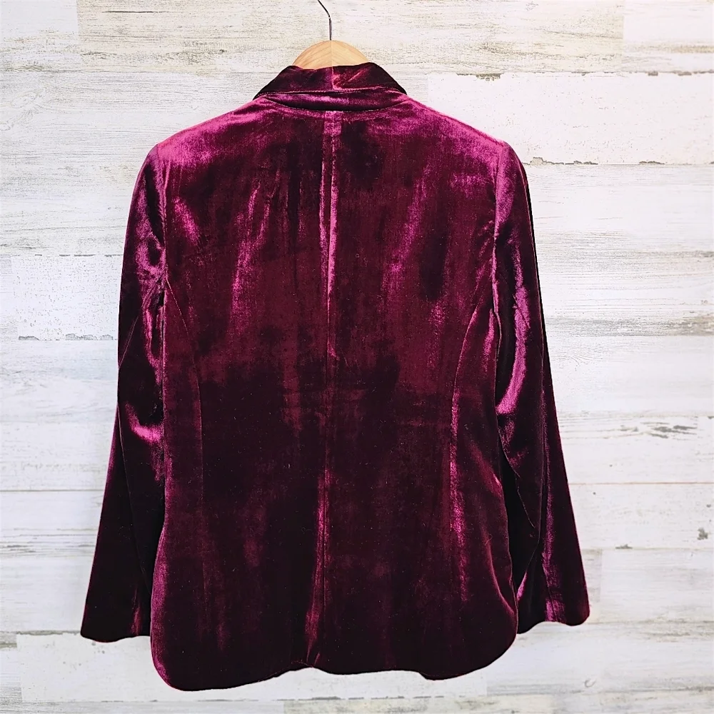 Chico’s Velvet Blazer Size M Wine Plum Burgundy Floral Lining Holiday Party